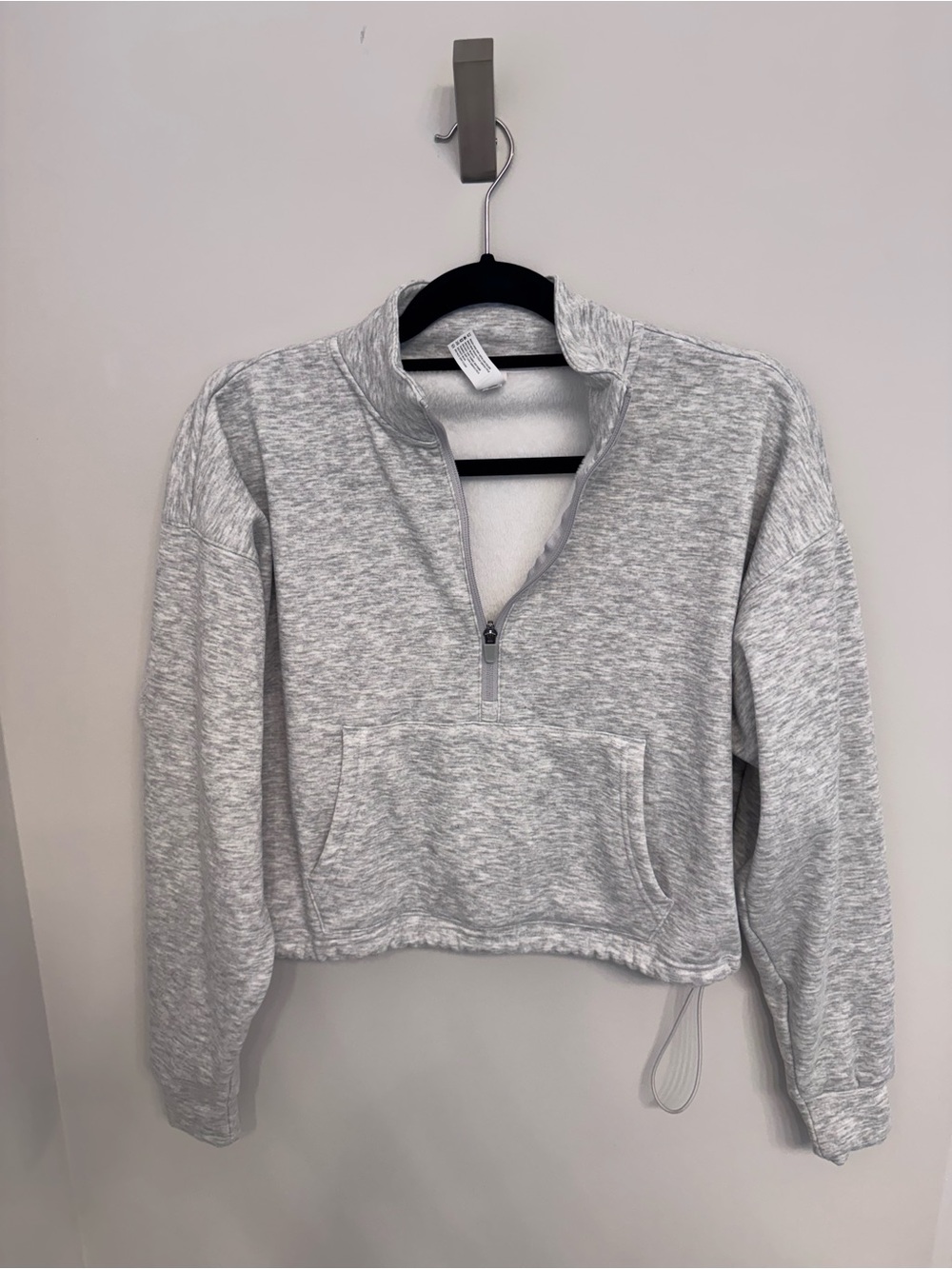 NWOT Yogalicious Heather Gray Women's Cropped Half-Zip Sz Small